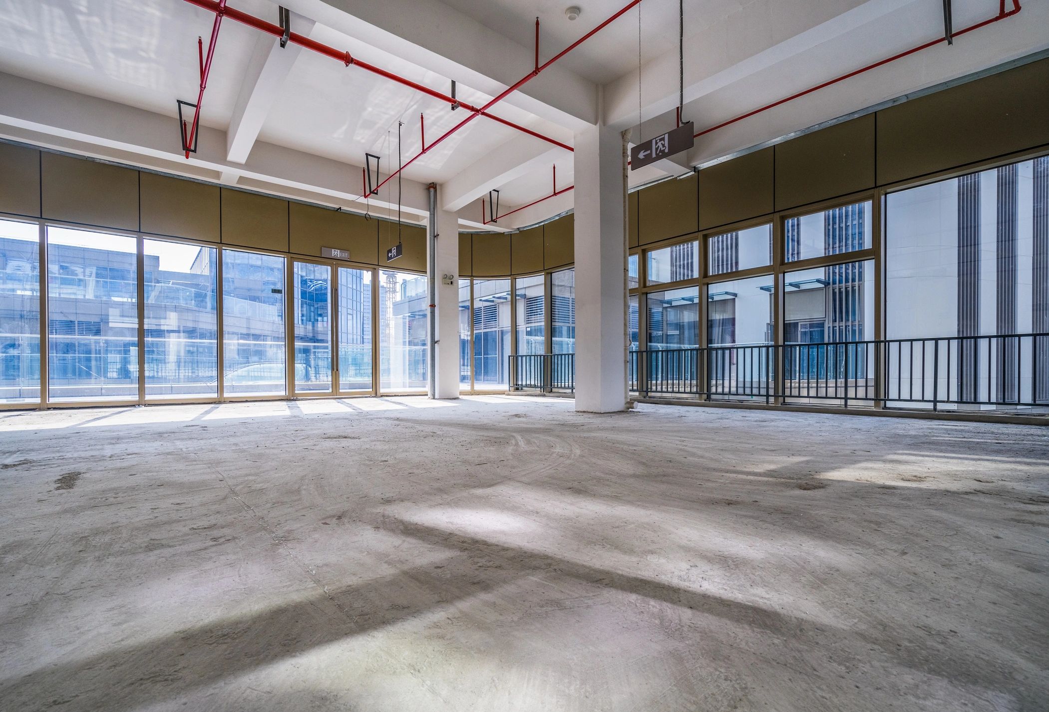 commercial building exterior concrete